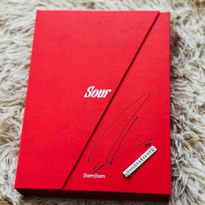 Bambam GOT7 “Sour & Sweet” – PROMO Signed Autograph Album