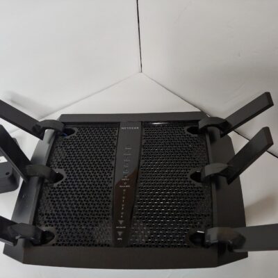 Netgear Nighthawk X6S AC3000 Tri-band Mu-Mimo WiFi Router