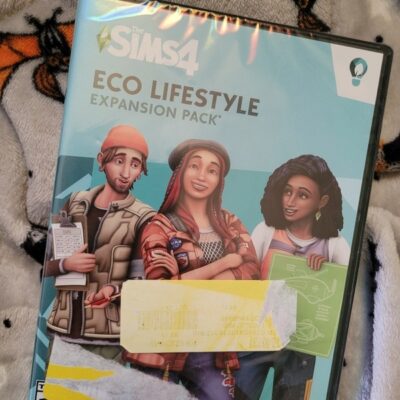Sims 4 Eco Lifestyle for PC
