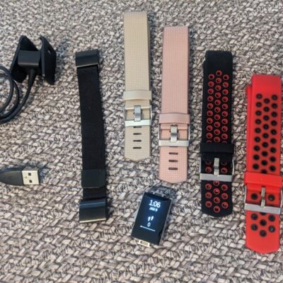 Fitbit Charge 2 Lot