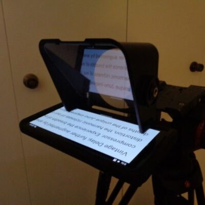 Padcaster Parrot Portable Teleprompter V1 w/ Mount & Remote for DSLR vlogging