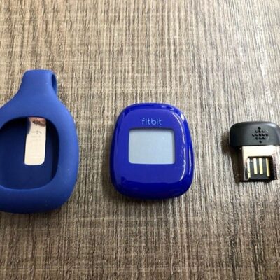 Fitbit Zip Blue Fitness Activity Tracker Steps Calories W Rubber Clip & Dongle