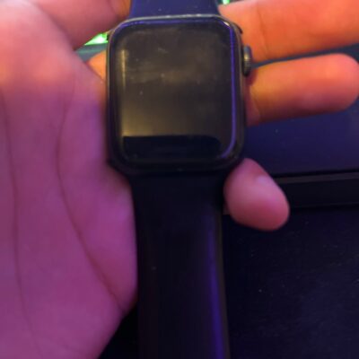 Apple Watch SE 40mm black