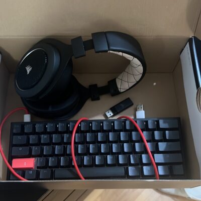 Gaming set / Ducki mini keyboard / Corsair Wireless Noise Cancellation Headset