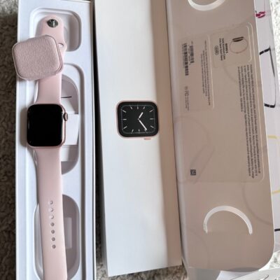 Apple Watch Series 5 40mm Aluminum Gold GPS