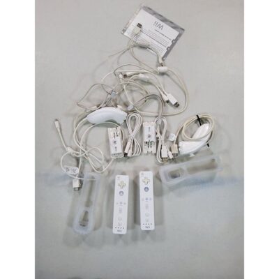 Nintendo Wii Remotes Nunckucks and Misc Cords for ***PARTS ONLY NOT WORKING*****