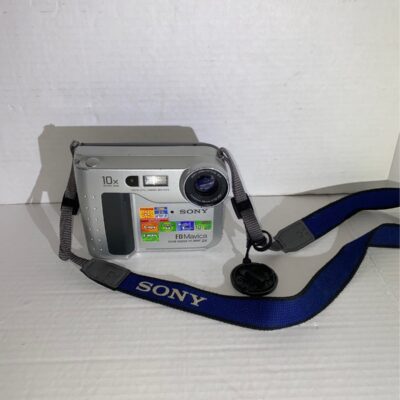Sony FD Mavica MVC-FD75 Silver/Black  0.3MP Digital Camera with 10x Optical Zoom