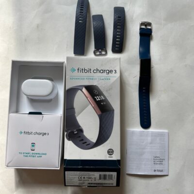 Official Fitbit Charge 3 Smart Watch ~ Vibrates But Doesn’t Turn On Parts Repair