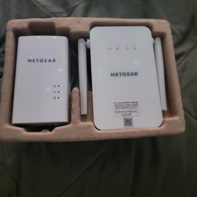 NetGear Powerline AC1000 WiFi Access Point and Adapter