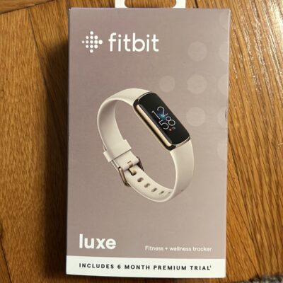 Fitbit luxe (used)