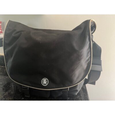 Crumpler the five million Dollar Home Messenger Camera Bag Black/Orange