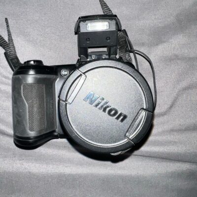 Great Condition! Nikon Coolpix L105 Camera