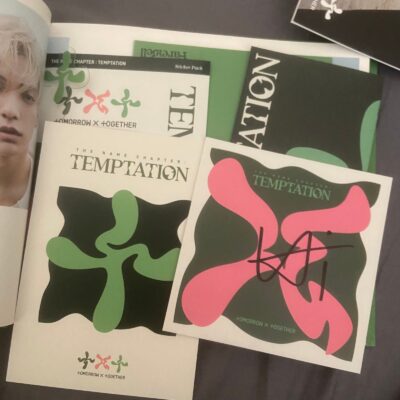 TXT  temptation Huening Kai sign album