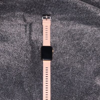 Smartwatch in Peach/Rose Gold