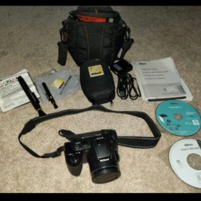 Nikon Coolpix L120 wide 21x zoom 921k-dot Lcd 14.1 megapixels bundle. Like new h