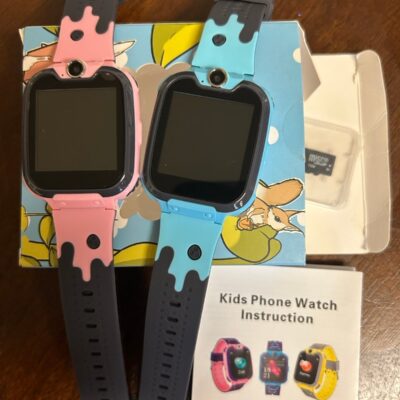 Set of 2 kids smart watches