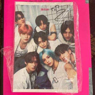 Stray Kids Rock Star signed IN NO PCS