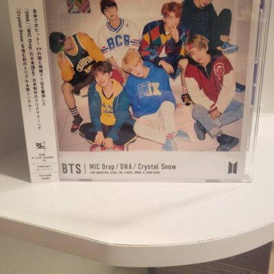 BTS Japanese CD Single Mic Drop DNA Crystal Snow (C)