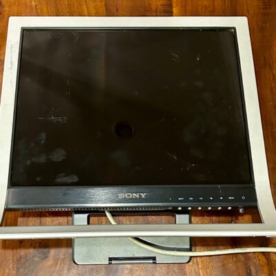 Sony SDM-HS75P TFT LCD Computer Monitor 1280 X 1024 w/power Cord Tested/Works