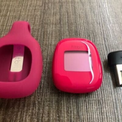 Fitbit Zip Pink Fitness Activity Tracker Steps Calories W Rubber Clip & Dongle