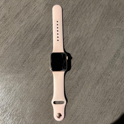 Apple Watch Series 4 40mm pink