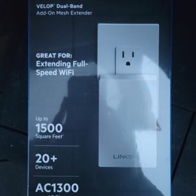 Velop Plug-In AC1300 Dual-Band Wi-Fi Mesh Extender